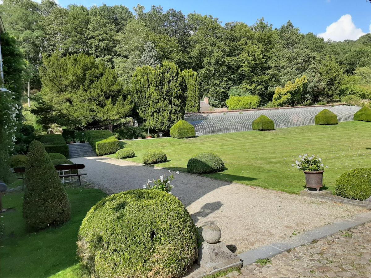 مبيت وإفطار مونس Le Bocage Fleuri المظهر الخارجي الصورة