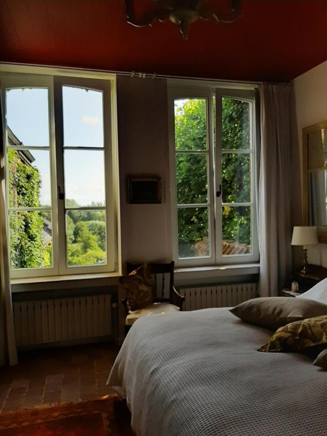 مبيت وإفطار مونس Le Bocage Fleuri المظهر الخارجي الصورة